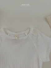 Load image into Gallery viewer, ALADIN KIDS SQUARE REGALAN TEE**PREORDER