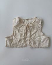 Load image into Gallery viewer, AOSTA FALL LACE OPEN VEST**PREORDER