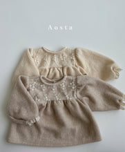 Load image into Gallery viewer, AOSTA KIDS Jane Monette Blouse**Preorder