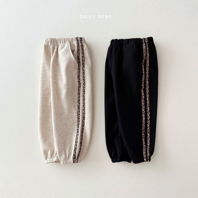 DAILYBEBE KIDS LEOPARD PANTS**PREORDER