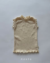 Load image into Gallery viewer, AOSTA KIDS MONA TEE*PREORDER