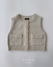 Load image into Gallery viewer, AOSTA FALL KNIT COOKIE VEST**PREORDER