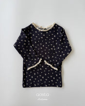 Load image into Gallery viewer, AOSTA FALL FLORAL FRILL TOP**PREORDER