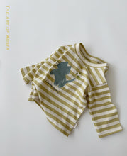 Load image into Gallery viewer, AOSTA FALL MEOW TEE SHIRT**PREORDER