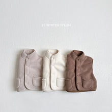 Load image into Gallery viewer, VIVID KIDS FLUFFY VEST*PREORDER