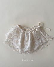 Load image into Gallery viewer, AOSTA KIDS LACE AAPRON*PREORDER