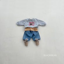 Load image into Gallery viewer, BLACKBEAN KIDS SANDWICH SWEAT* PREORDER