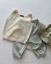Load image into Gallery viewer, AOSTA KIDS KNIT VEST*PREORDER
