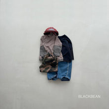 Load image into Gallery viewer, BLACKBEAN KIDS RICH TEE* PREORDER