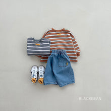 Load image into Gallery viewer, BLACKBEAN KIDS JAY SWEAT SHIRT* PREORDER