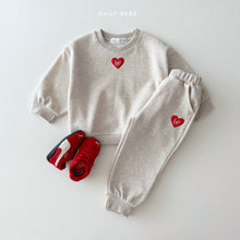 Load image into Gallery viewer, DAILYBEBE KIDS LOVE TOP BOTTOM SET**PREORDER