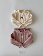 Load image into Gallery viewer, AOSTA KIDS CAMEILLA TEE*PREORDER