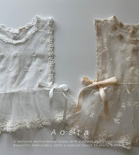 Load image into Gallery viewer, AOSTA KIDS LACE VEST*PREORDER