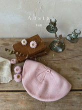 Load image into Gallery viewer, AOSTA KIDS Knitted Beret**preorder