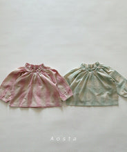 Load image into Gallery viewer, AOSTA KIDS LE CHECK BLOUSE*PREORDER