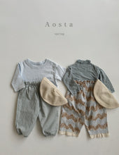Load image into Gallery viewer, AOSTA MOM/KIDS Soft Tee*Preorder