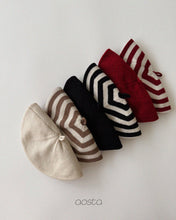 Load image into Gallery viewer, AOSTA FALL BERET**PREORDER