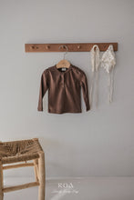 將圖片載入到圖庫檢視器中，ROA 兒童花卉羈扣T卹 *預購