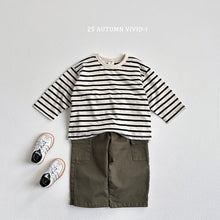 Load image into Gallery viewer, VIVID KIDS STRIPE SWEATER*PREORDER