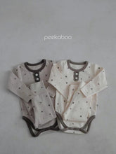 Load image into Gallery viewer, PEEKABO BABE - Berry bow * Preorder