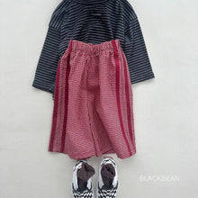Load image into Gallery viewer, BLACKBEAN KIDS JEMMA PANTS* PREORDER