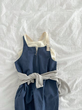 Load image into Gallery viewer, DIGREEN KIDS EYELET SLEEVELESS TOP*PREORDER