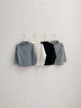 Load image into Gallery viewer, MINIROBE KIDS PEACH WARM NECK TEE**Preorder