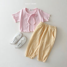 Load image into Gallery viewer, DAILYBEBE KIDS FLORAL SASSY PANTS**PREORDER