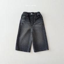 Load image into Gallery viewer, DAILYBEBE KIDS SIGNATURE DENIM PANTS**PREORDER