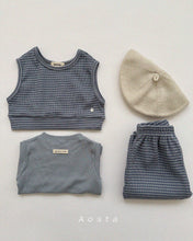 Load image into Gallery viewer, AOSTA KIDS CHOC STAR VEST*PREORDER