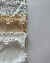 Load image into Gallery viewer, AOSTA KIDS MONA TEE*PREORDER