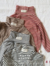 Load image into Gallery viewer, AOSTA KIDS WOOL TURTLENECK*PREORDER
