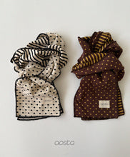 Load image into Gallery viewer, AOSTA FALL DOT SCARF**PREORDER