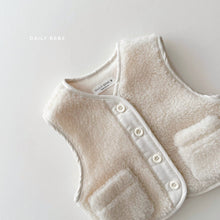 Load image into Gallery viewer, DAILYBEBE KIDS FLEECE VEST**PREORDER
