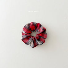 Load image into Gallery viewer, DAILYBEBE KIDS SCRUTCHIES**PREORDER