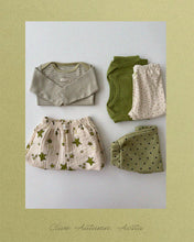 Load image into Gallery viewer, AOSTA FALL STAR LEGGINGS**PREORDER