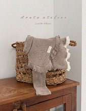 Load image into Gallery viewer, AOSTA KIDS REET FRILL TURTLENECK*PREORDER