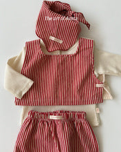 Load image into Gallery viewer, AOSTA FALL LOUIS STRAWBERRY SCARF**PREORDER