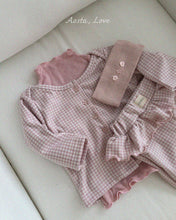 Load image into Gallery viewer, AOSTA FALL SOFT TEE**PREORDER