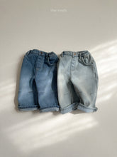 Load image into Gallery viewer, MINIROBE KIDS SIGNATURE DENIM JEANS**Preorder