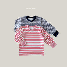 Load image into Gallery viewer, DAILYBEBE KIDS LONG SLEEVES STRIPE SHIRT (with mom)**PREORDER