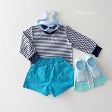 Load image into Gallery viewer, DAILYBEBE KIDS LONG SLEEVES STRIPE SHIRT (with mom)**PREORDER