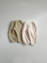 Load image into Gallery viewer, MINIROBE KIDS KING FLEECE PANTS**Preorder