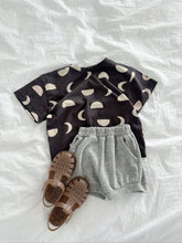Load image into Gallery viewer, DIGREEN KIDS HALF MOON TEE*PREORDER
