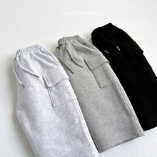 Load image into Gallery viewer, VIVID KIDS POCKET COTTON PANTS*PREORDER