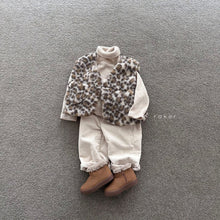 Load image into Gallery viewer, RAKER KIDS RUM CORDUROY PANTS** Preorder