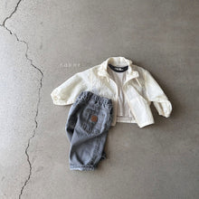 Load image into Gallery viewer, RAKER KIDS SHEER WINDBREAKER (CREAM)** Preorder