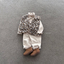 Load image into Gallery viewer, RAKER KIDS RIBBED TURTLE NECK** Preorder