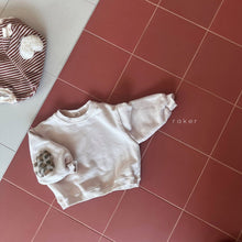 Load image into Gallery viewer, RAKER KIDS PADDED HEART SWEAT** Preorder