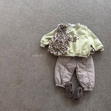 Load image into Gallery viewer, RAKER KIDS LEOPARD VEST** Preorder